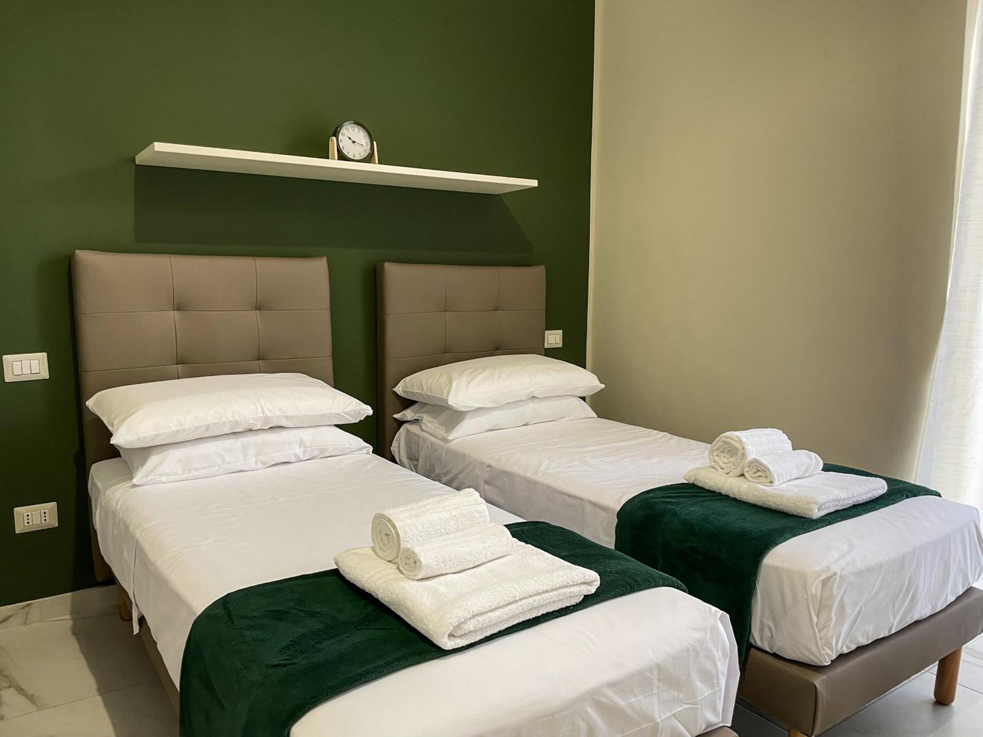 Louma Rooms Bari Exterior foto
